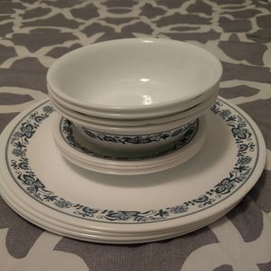 Vintage blue and white Corelle plates and bowls
